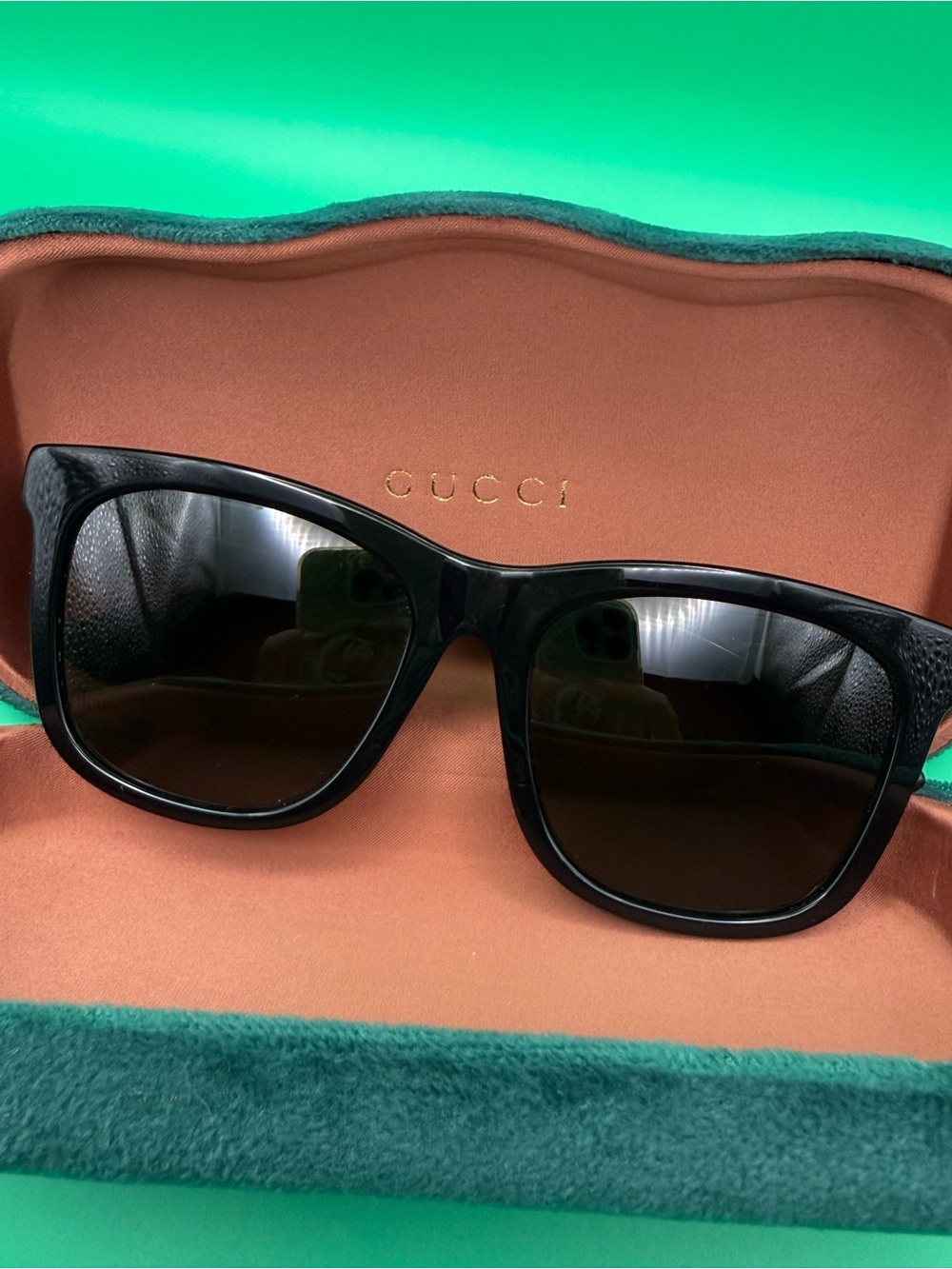 GUCCI unisex Black Square Sunglasses